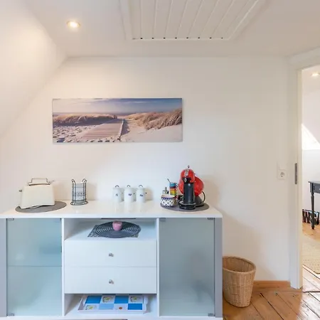 Roemser Stuebchen Apartment *